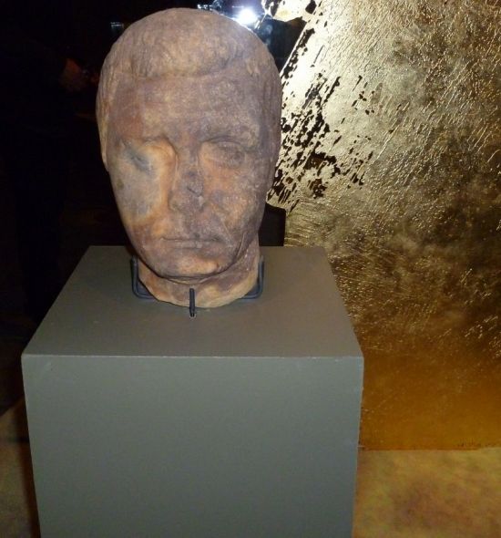 César à Arles photo Leïla Estellon